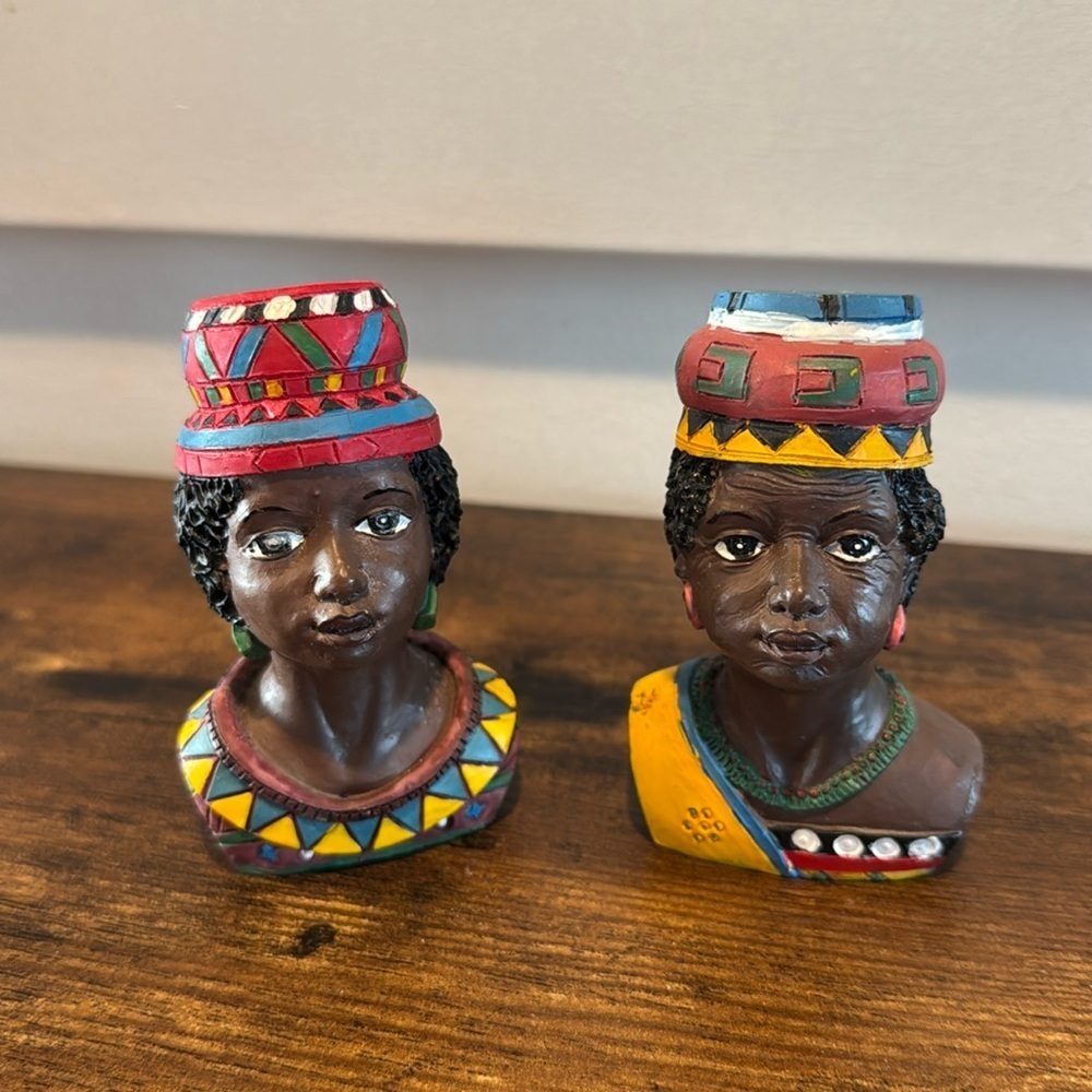 Vintage African Handcarved  Queen Figurines decor
